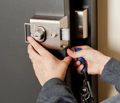 City Locksmith Store Santa Ana, CA 714-923-1178 - 1-Locksmiths