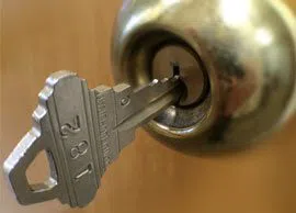 City Locksmith Store Santa Ana, CA 714-923-1178 - 2-Lock-And-Key