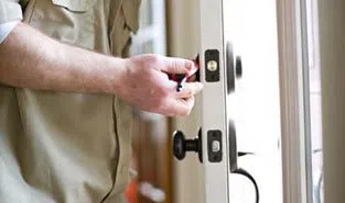 City Locksmith Store Santa Ana, CA 714-923-1178 City Locksmith Store Santa Ana, CA 714-923-1178 - 9-Locks-Change